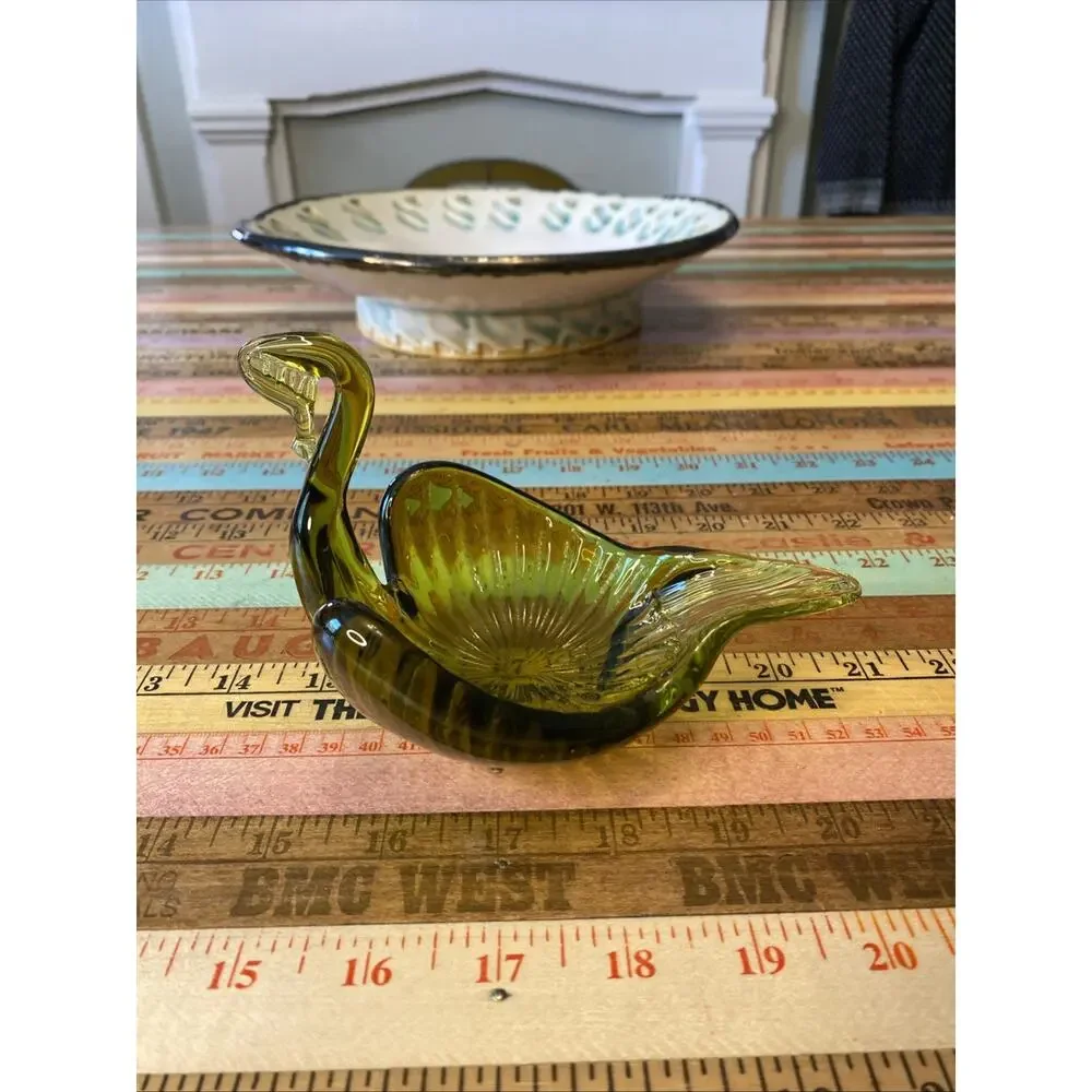 MCM 1960s Hand Blown Glass Swan Trinket Dish Avacado Green‎